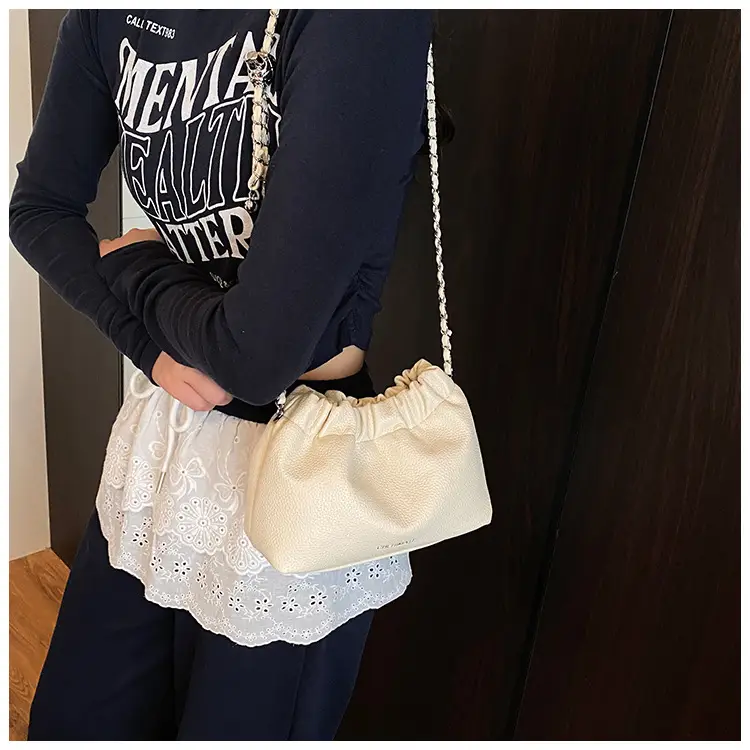 Red Korean Style Underarm Bag with Chain — feature 33