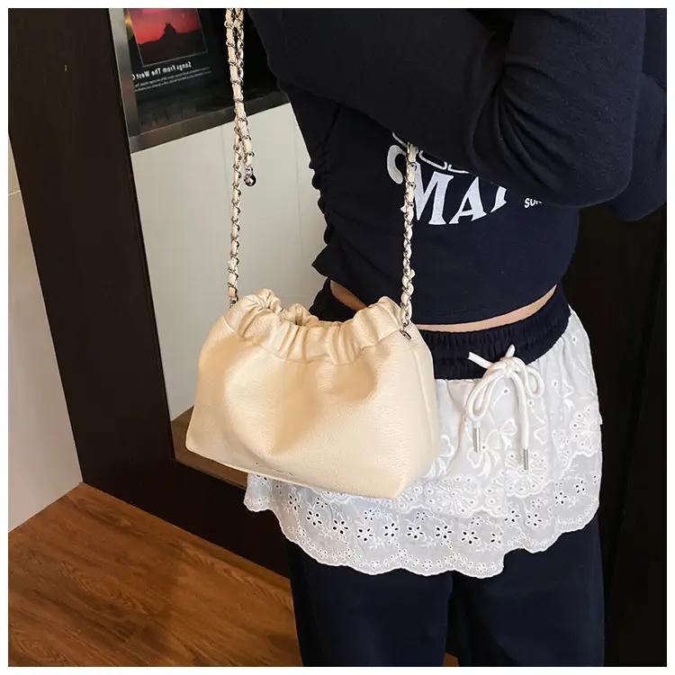 Red Korean Style Underarm Bag with Chain — feature 37