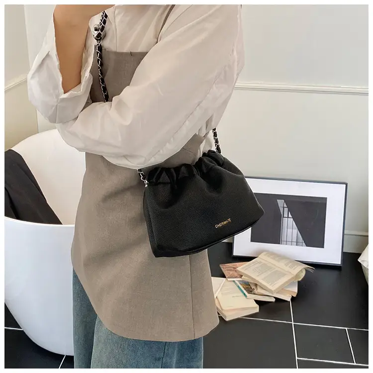 Red Korean Style Underarm Bag with Chain — feature 38