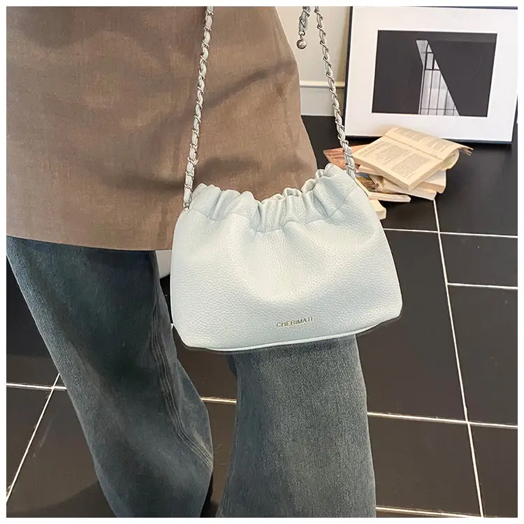 Red Korean Style Underarm Bag with Chain — feature 43