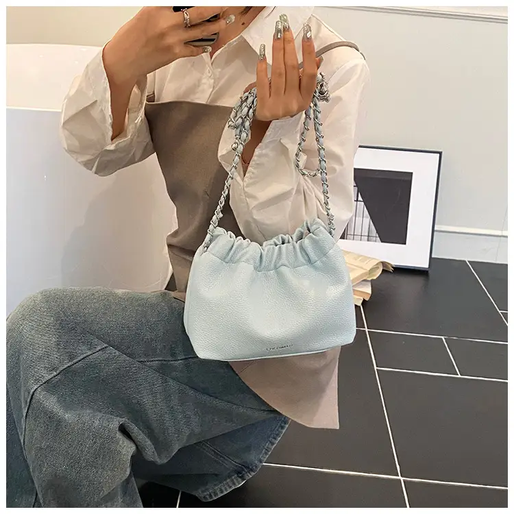 Red Korean Style Underarm Bag with Chain — feature 45