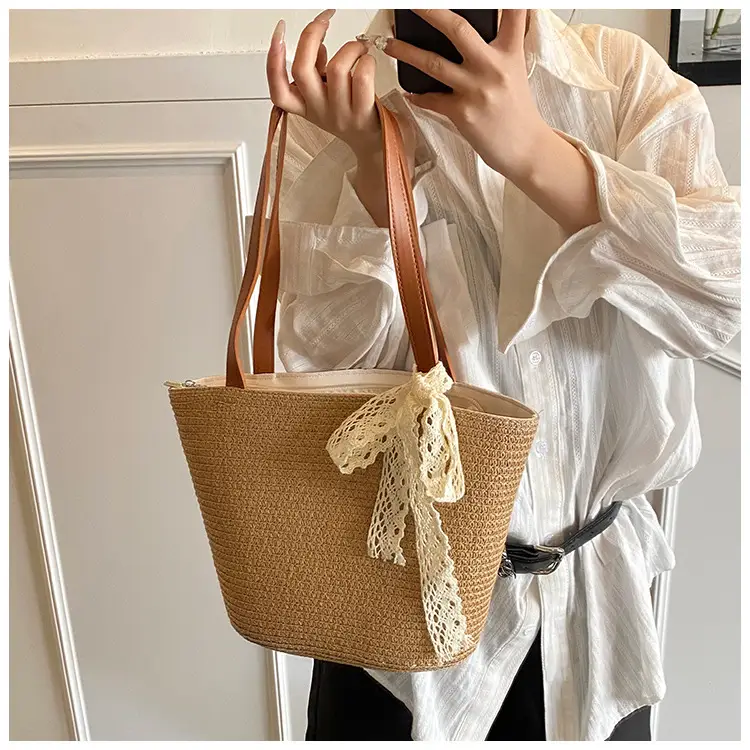 Women Straw Bag Large Capacity Woven Seaside Tote — feature 16
