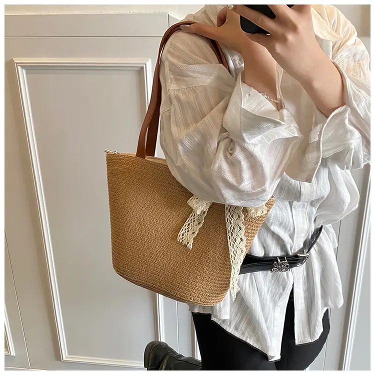 Women Straw Bag Large Capacity Woven Seaside Tote — feature 18