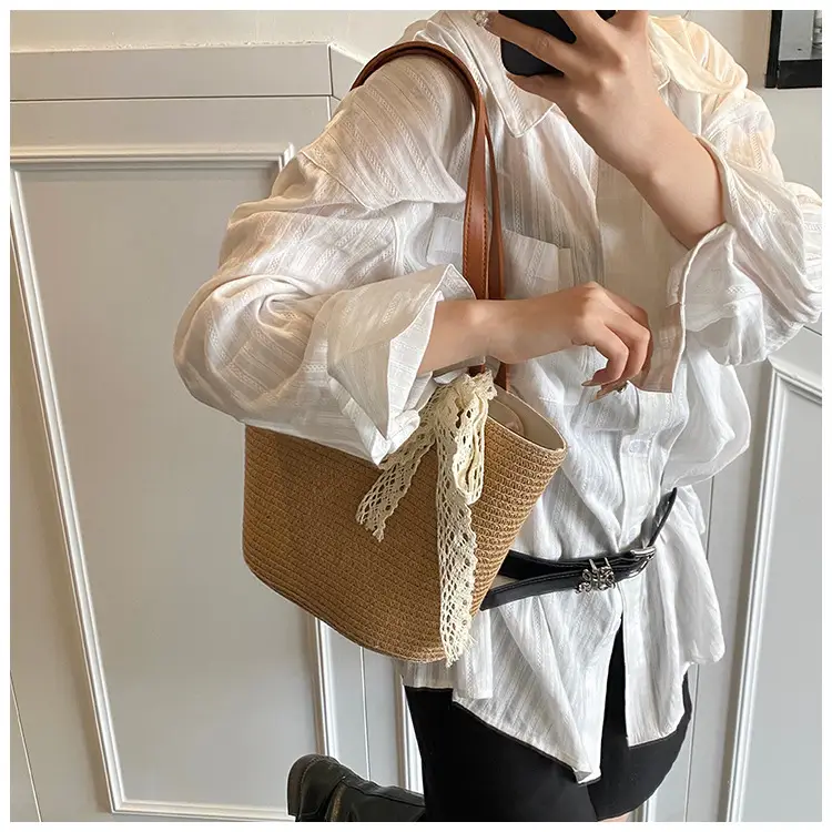 Women Straw Bag Large Capacity Woven Seaside Tote — feature 19