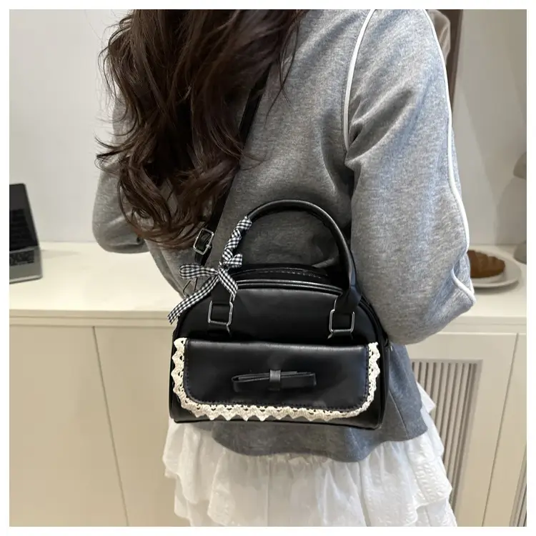White Korean Style Shoulder Bag with Bow — feature 7
