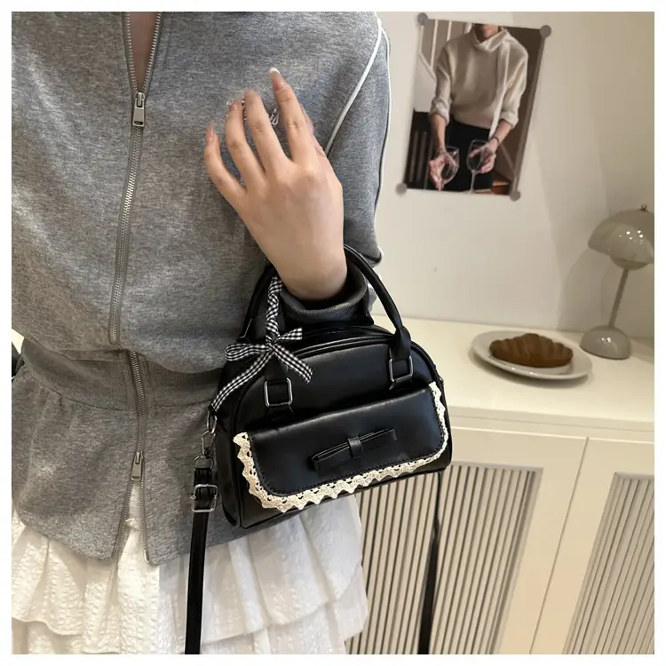 White Korean Style Shoulder Bag with Bow — feature 8