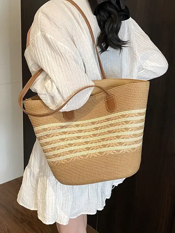 Women's Woven Straw Beach Bag Large Capacity Brown - Image 3