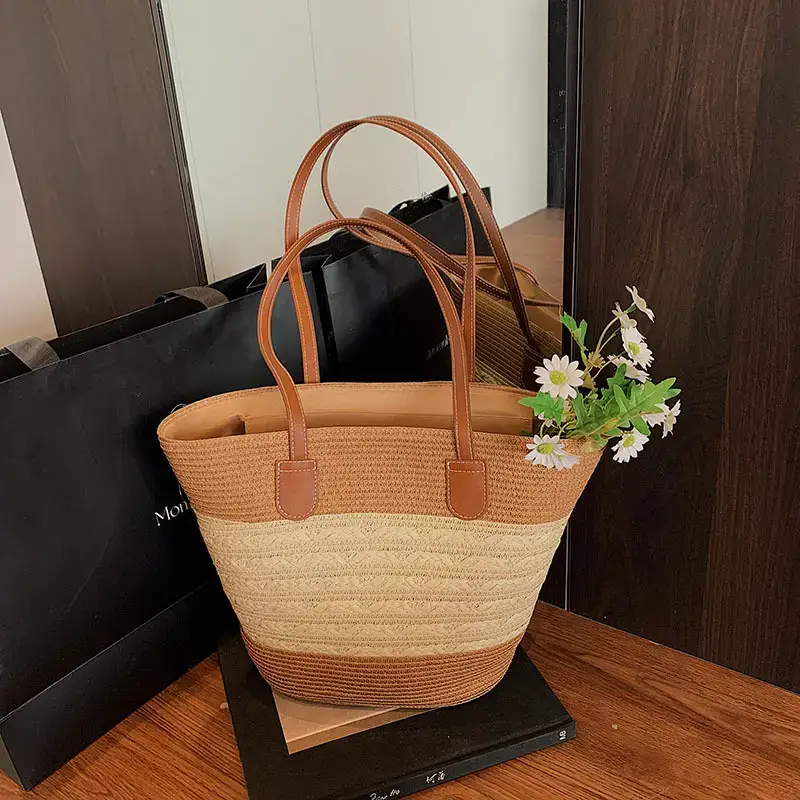 Women's Woven Straw Beach Bag Large Capacity Brown - Image 2