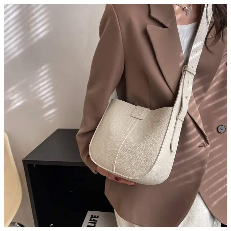 Beige Textured Crossbody Bag for Women 2025 — feature 14