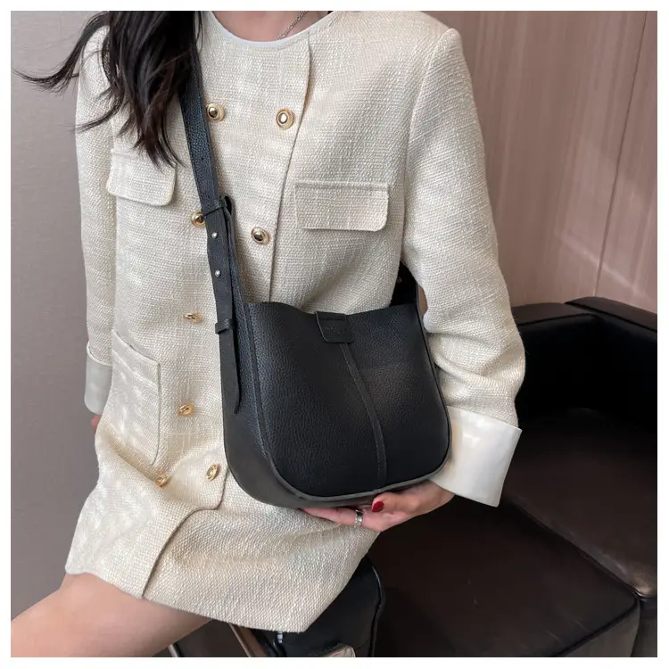 Beige Textured Crossbody Bag for Women 2025 — feature 15