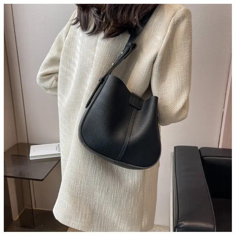 Beige Textured Crossbody Bag for Women 2025 — feature 17