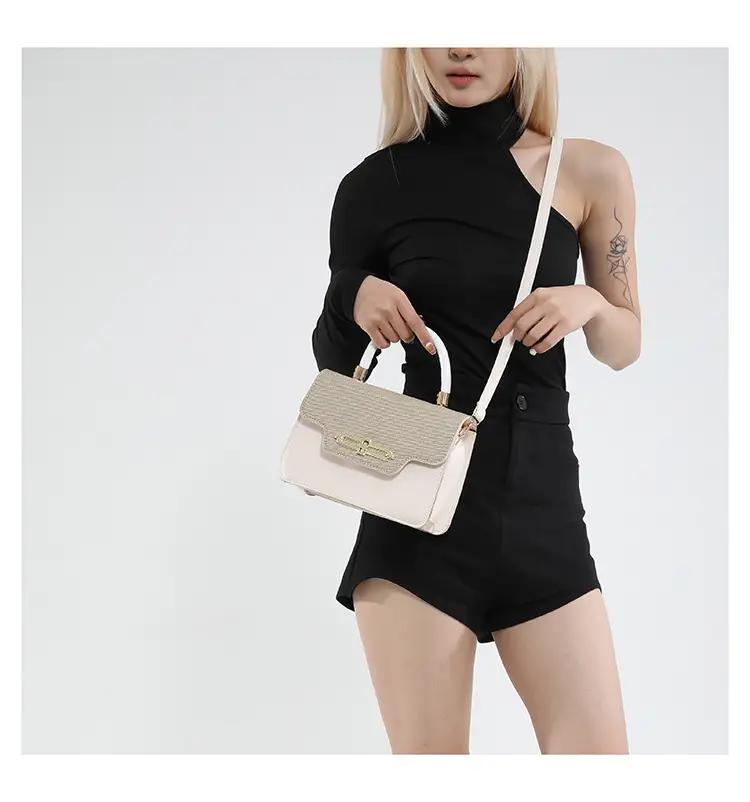Light Blue Lock Chain Shoulder Bag for Women — feature 15