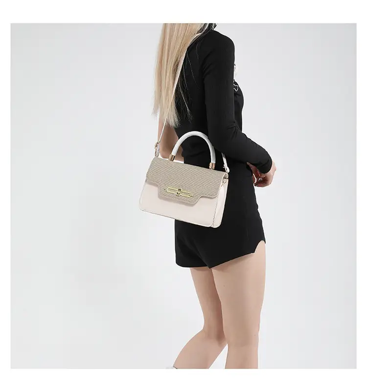 Light Blue Lock Chain Shoulder Bag for Women — feature 16