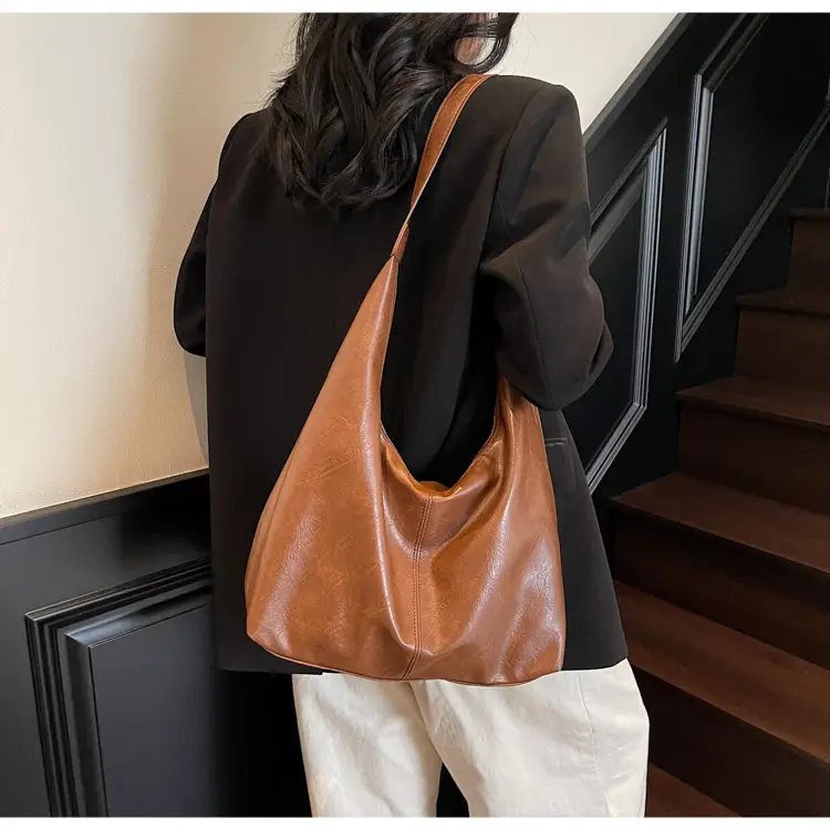 Black Large Capacity Women's Tote Bag PU Leather — feature 14