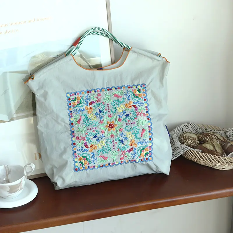 New Hawaiian Embroidered Canvas Bag for Women — feature 14