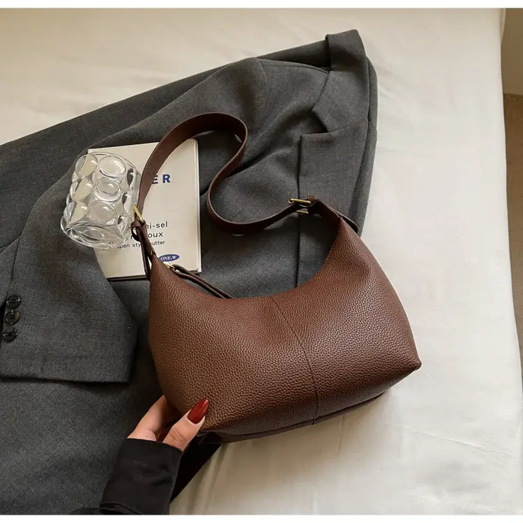 White Korean Style New Dumpling Bag for Women - Image 4