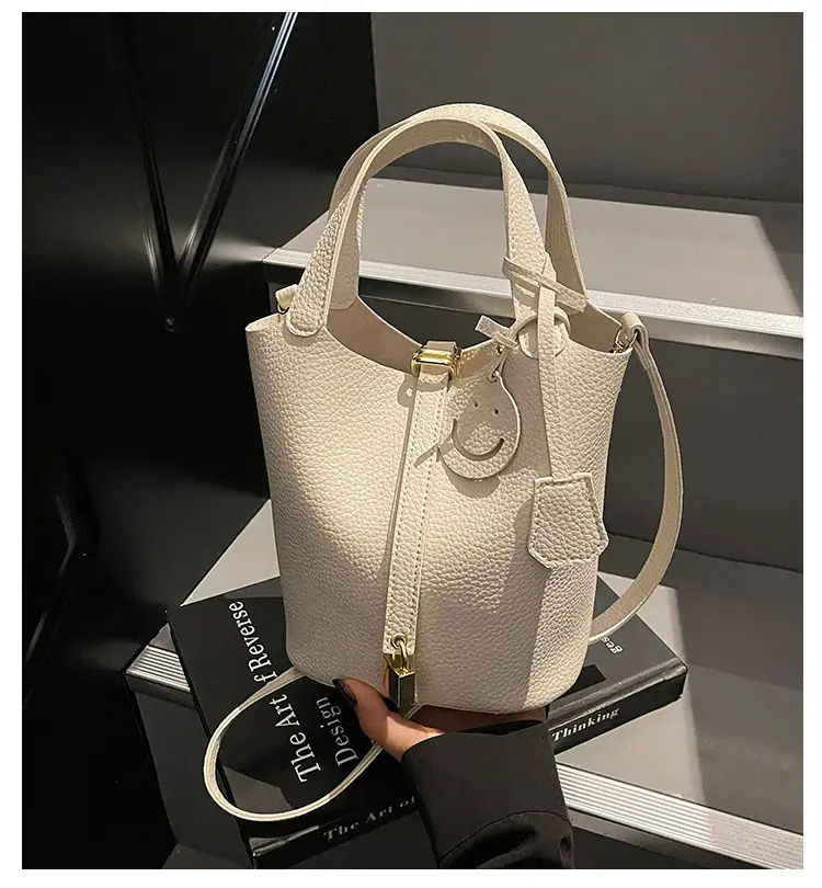 Women's Yellow Litchi Pattern Bucket Bag 2025 — feature 2