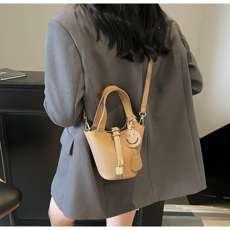 Women's Yellow Litchi Pattern Bucket Bag 2025 — feature 28