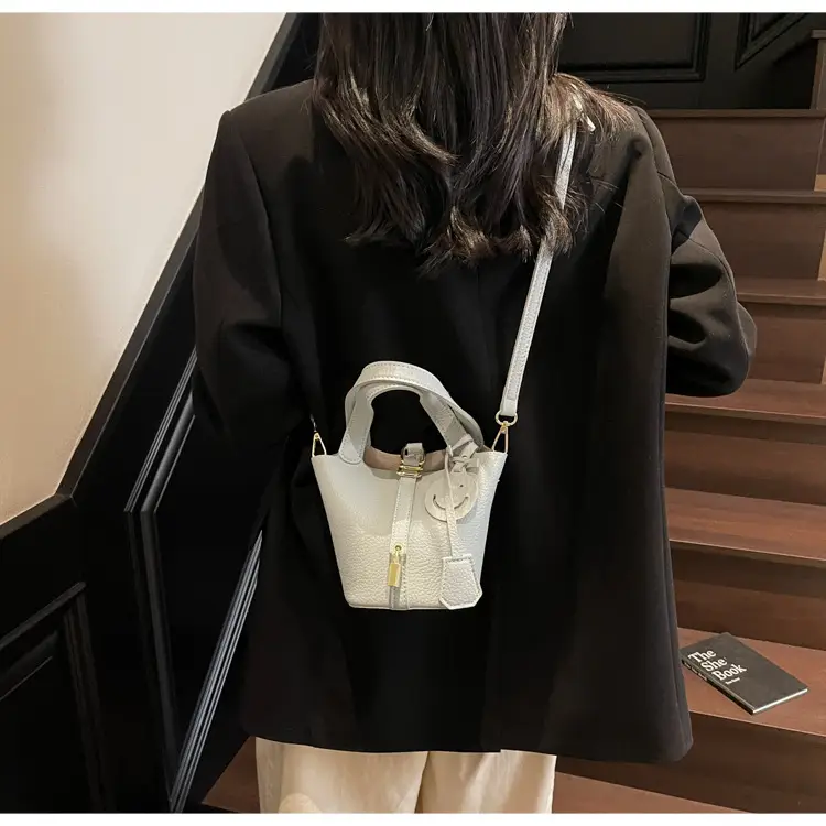 Women's Yellow Litchi Pattern Bucket Bag 2025 — feature 37