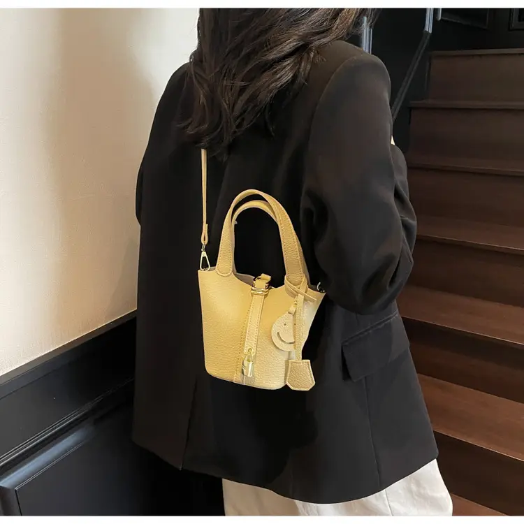 Women's Yellow Litchi Pattern Bucket Bag 2025 — feature 38
