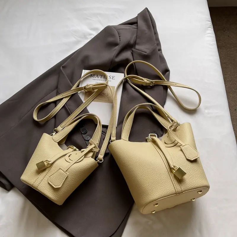 Women's Yellow Litchi Pattern Bucket Bag 2025 - Image 4