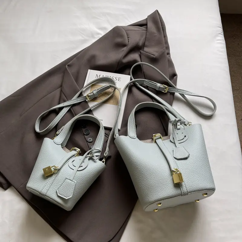 Women's Yellow Litchi Pattern Bucket Bag 2025 - Image 5