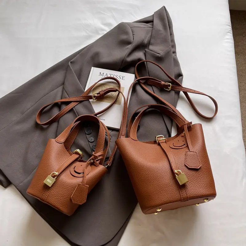 Women's Yellow Litchi Pattern Bucket Bag 2025 - Image 6
