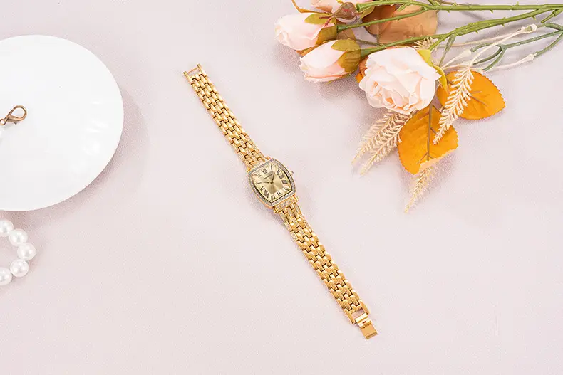 Rose Gold Cross Bracelet Women's Quartz Watch with Roman Scale — feature 7