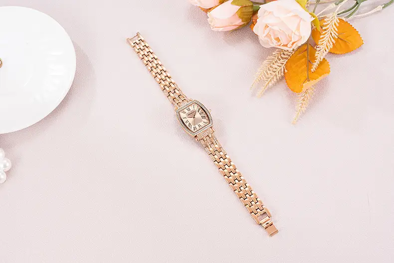 Rose Gold Cross Bracelet Women's Quartz Watch with Roman Scale — feature 8
