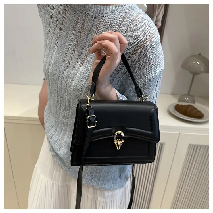 2025 Women's Crossbody & Shoulder Bags in Trendy Colors — feature 24