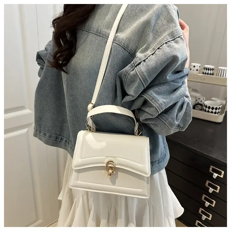 2025 Women's Crossbody & Shoulder Bags in Trendy Colors — feature 9