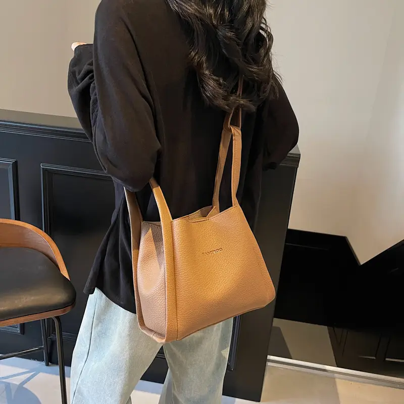 Vintage Niche Women's 2025 Crossbody Bag Brown Leather - Image 2