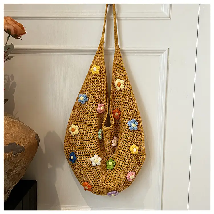 Handwoven Flower Bag for Women Small Fresh Casual Shoulder Bag - Image 2
