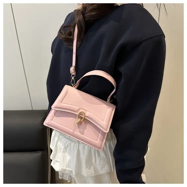 Women's Cream Leather Shoulder Crossbody Bag 2025 — feature 10