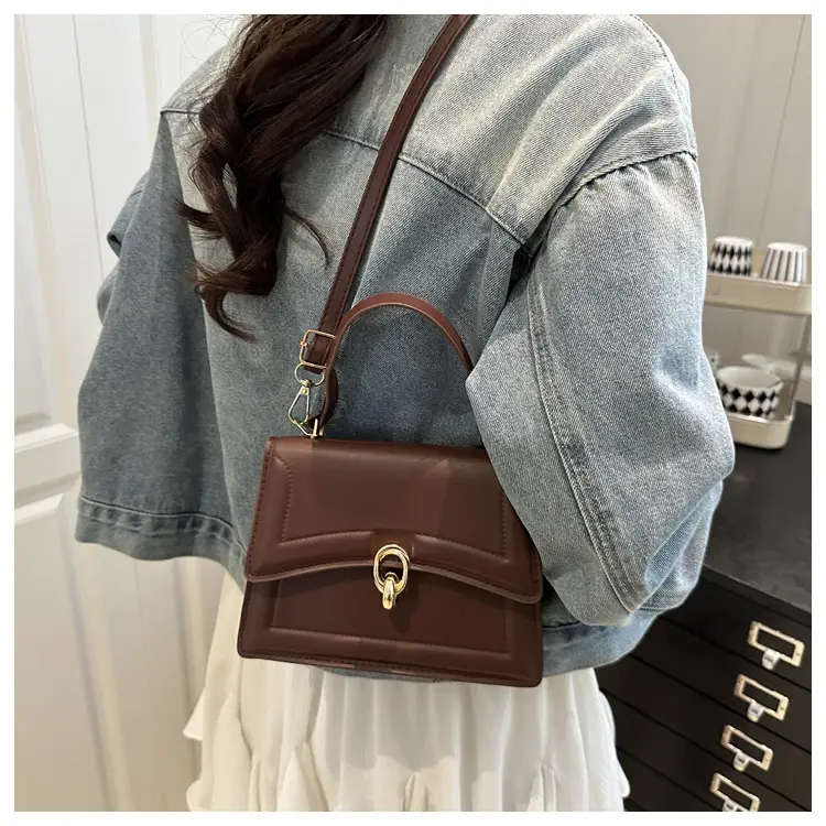 Women's Cream Leather Shoulder Crossbody Bag 2025 — feature 20