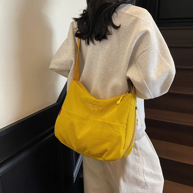 Black Korean Style Shoulder Bag for Men Women - Image 8