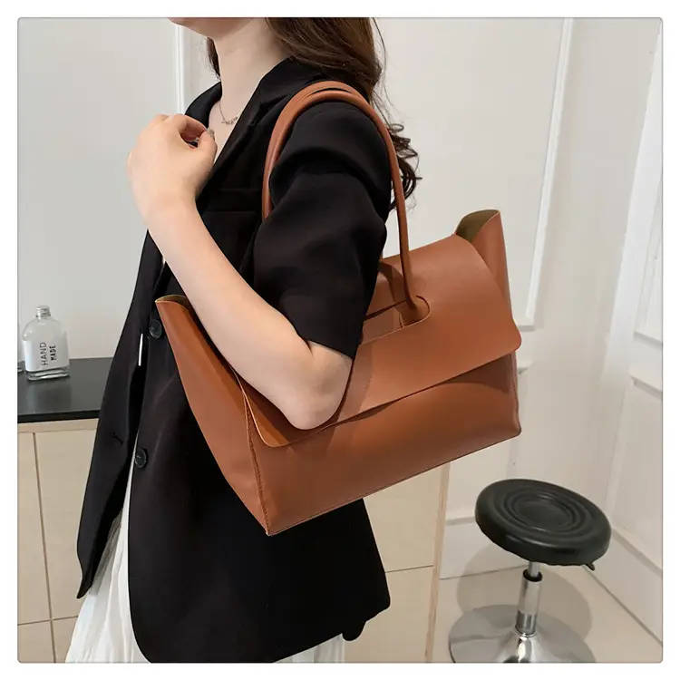 White Women's Large Capacity Wing Bag with Handle — feature 13