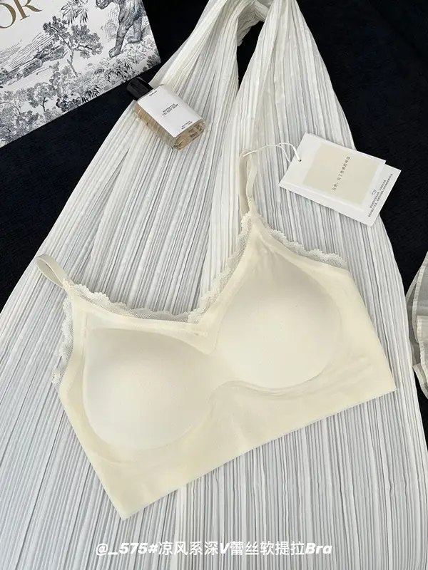 White Lace Push-Up Bra for Women, Ice-Feel, Big Breasts, Small Push-Up — feature 10