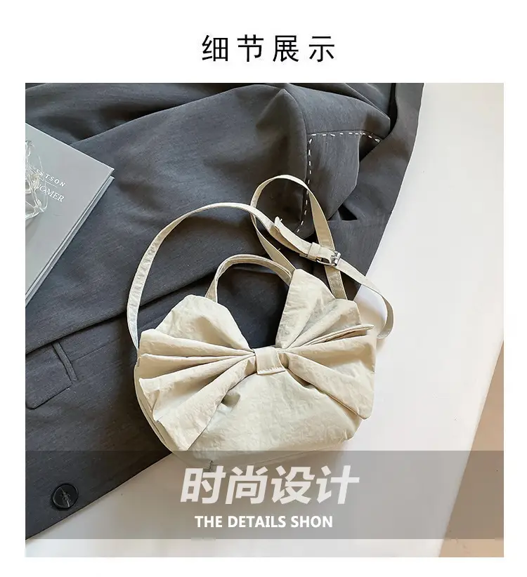 Red Bow Large Capacity Women's Canvas Shoulder Bag — feature 3