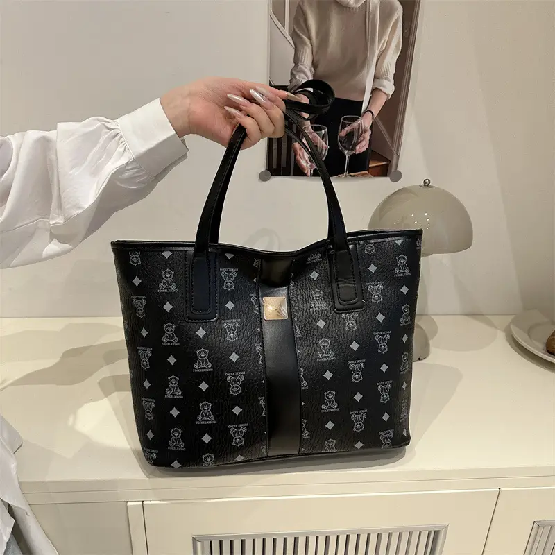 Women's Trendy Print Tote Bag Large Capacity Lightweight Student Bag - Image 4
