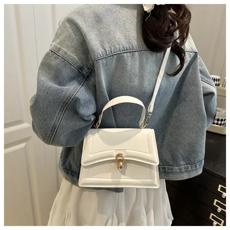 Red Lock Buckle Women's Shoulder Bag with Long Strap — feature 11