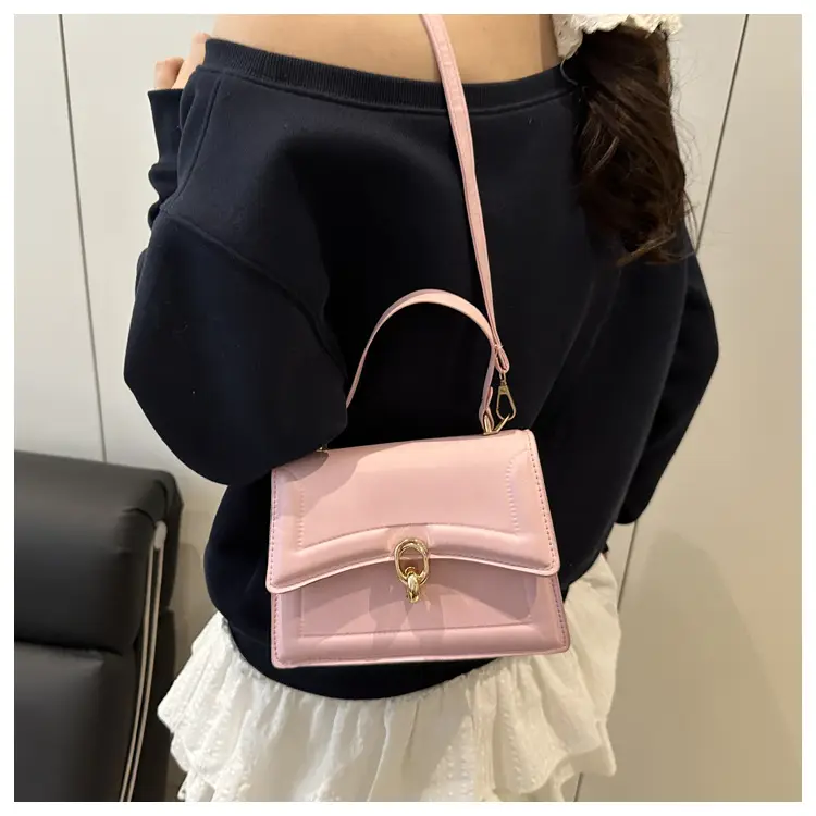 Red Lock Buckle Women's Shoulder Bag with Long Strap — feature 19
