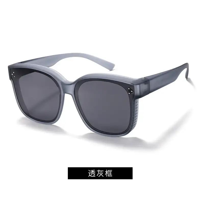 Men Women Anti-UV Polarized Sunglasses Black