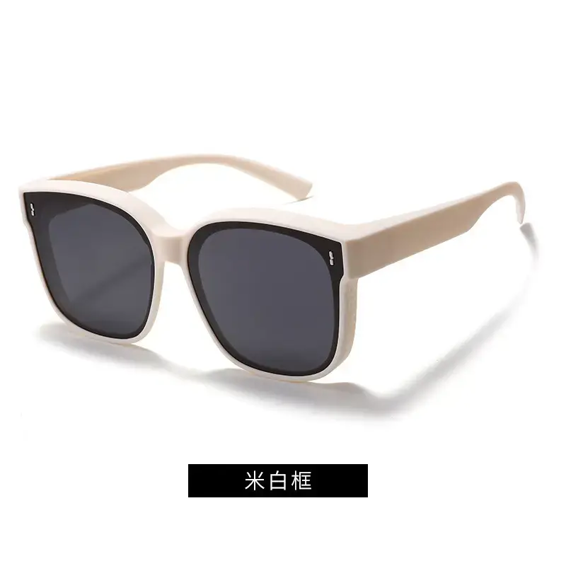Men Women Anti-UV Polarized Sunglasses Black