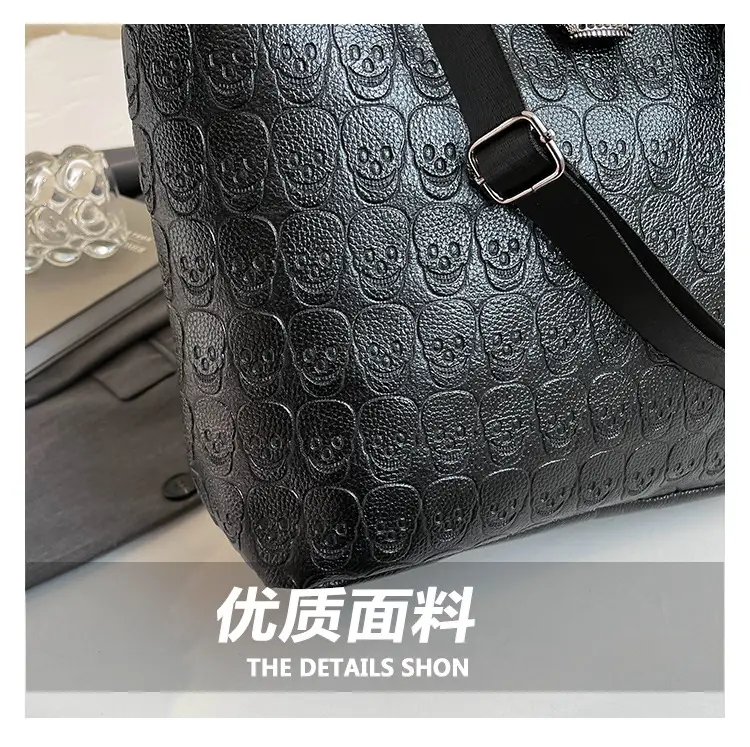 European Commuter Tote Bag with Coin Purse, Black Quilted, Large Capacity — feature 4
