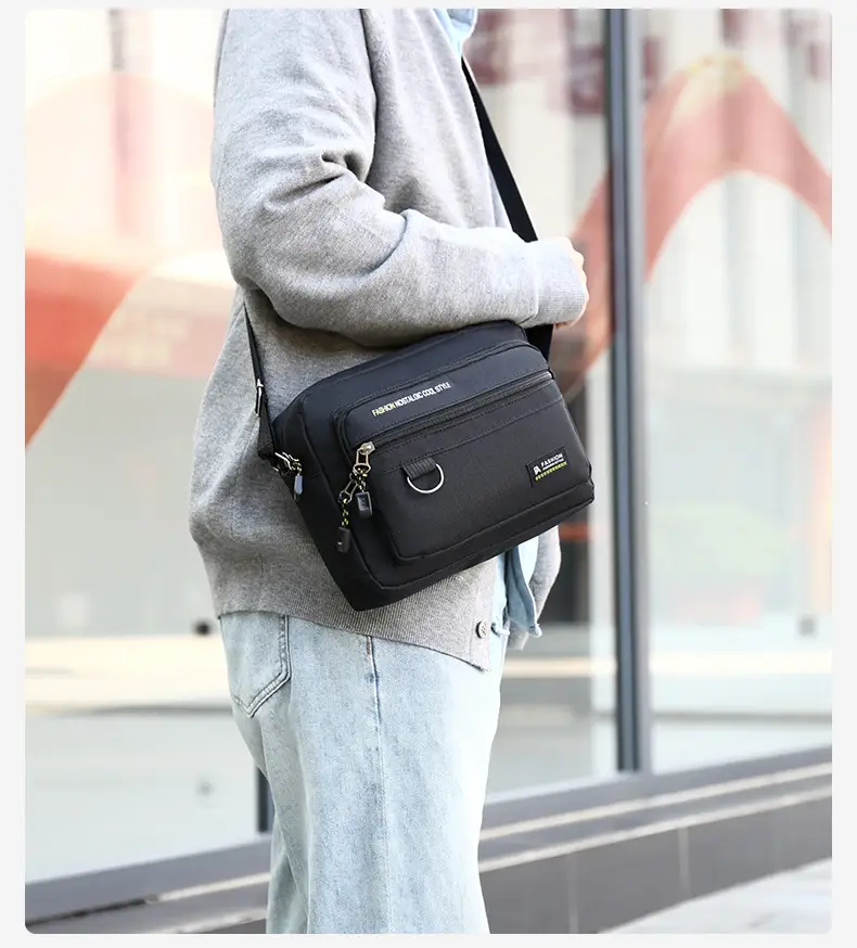 Men's Large Capacity Shoulder Bag Green Black All Match Storage Bag — feature 31