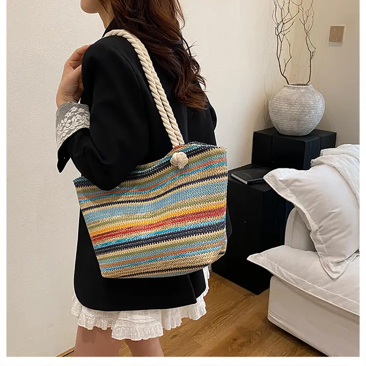 Straw Bag for Summer Beach Vacation Fashion Trend — feature 10