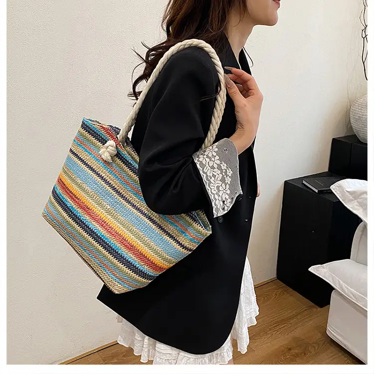 Straw Bag for Summer Beach Vacation Fashion Trend — feature 11