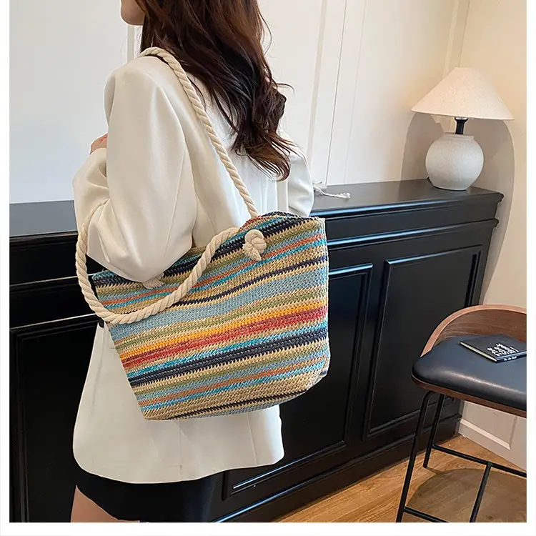 Straw Bag for Summer Beach Vacation Fashion Trend — feature 16