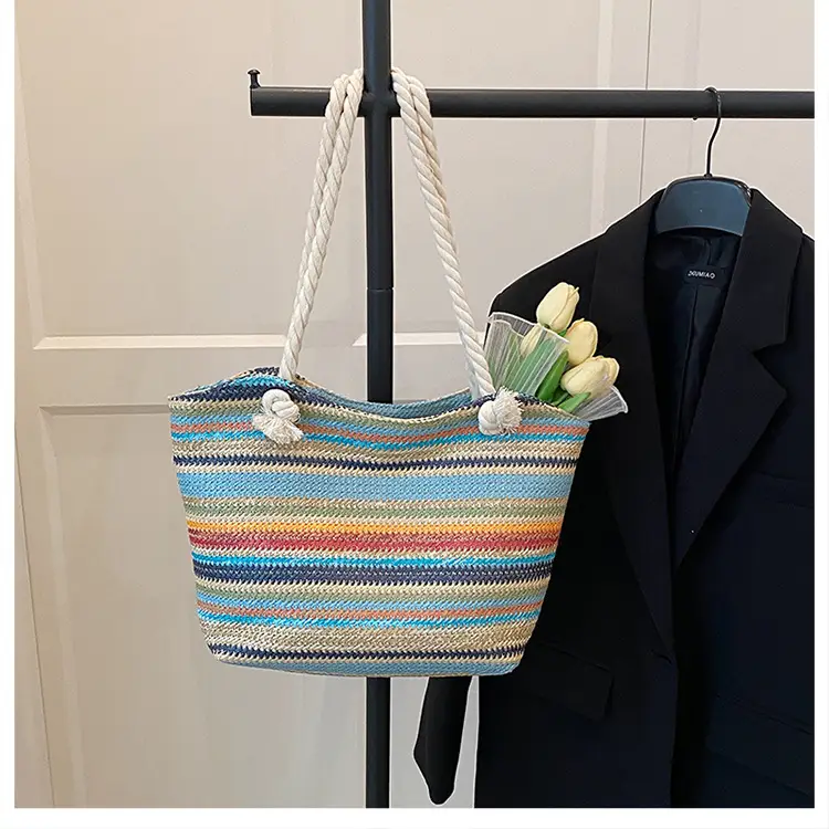 Straw Bag for Summer Beach Vacation Fashion Trend — feature 8